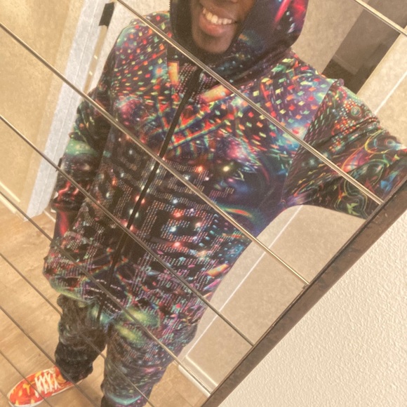 Meet your Posher, Raymond - Picture 8 of 12